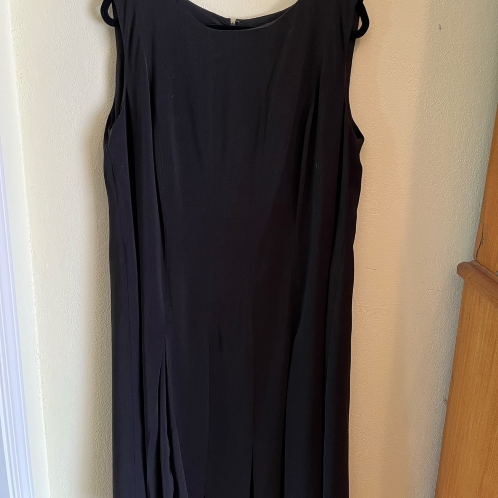 Jones New York Black Flair Midi Dress Sleeveless